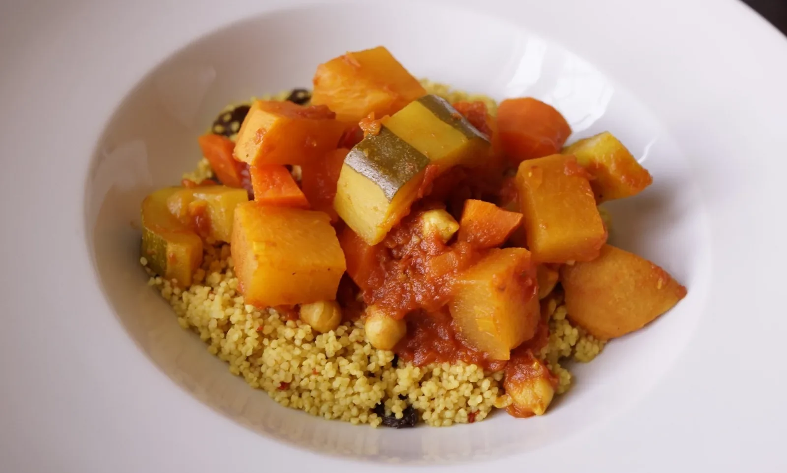 Couscous de légumes — photographie originale