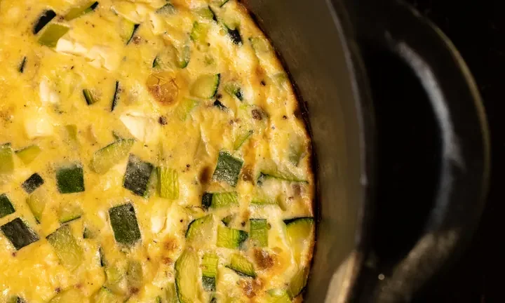 Photographie : Frittata aux courgettes et à la fêta